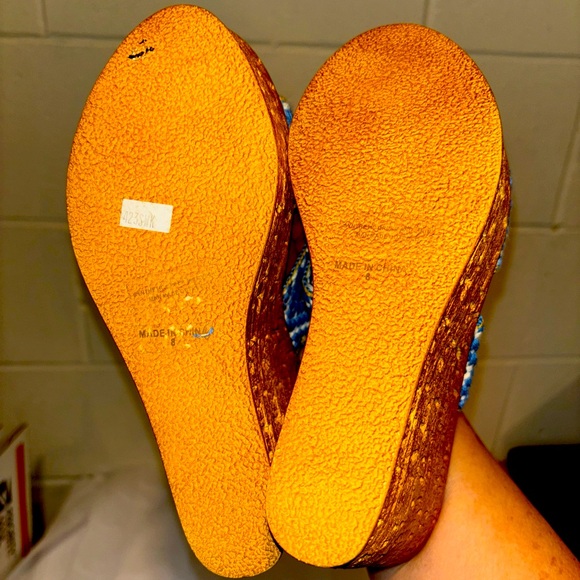 Callisto blue woven wedge sandals size 8 - Picture 4 of 6